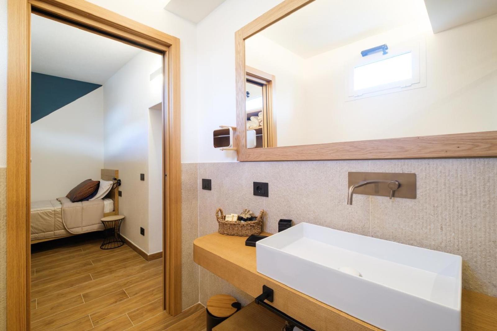 Hotel In Centro Da Carlotta à Olbia Extérieur photo